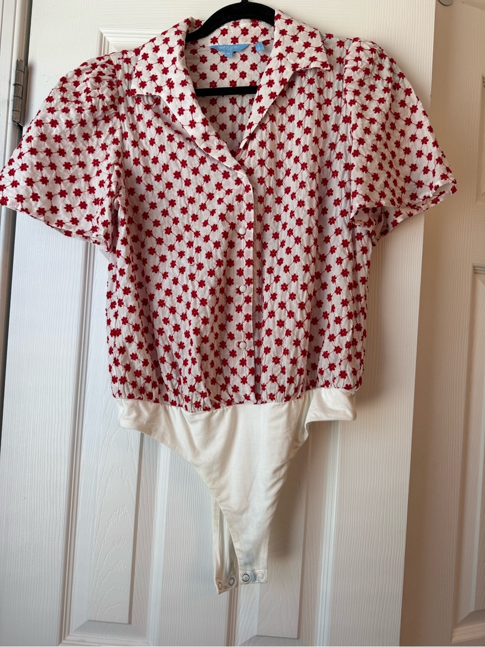 Draper James Red Floral Button-Front Bodysuit Top